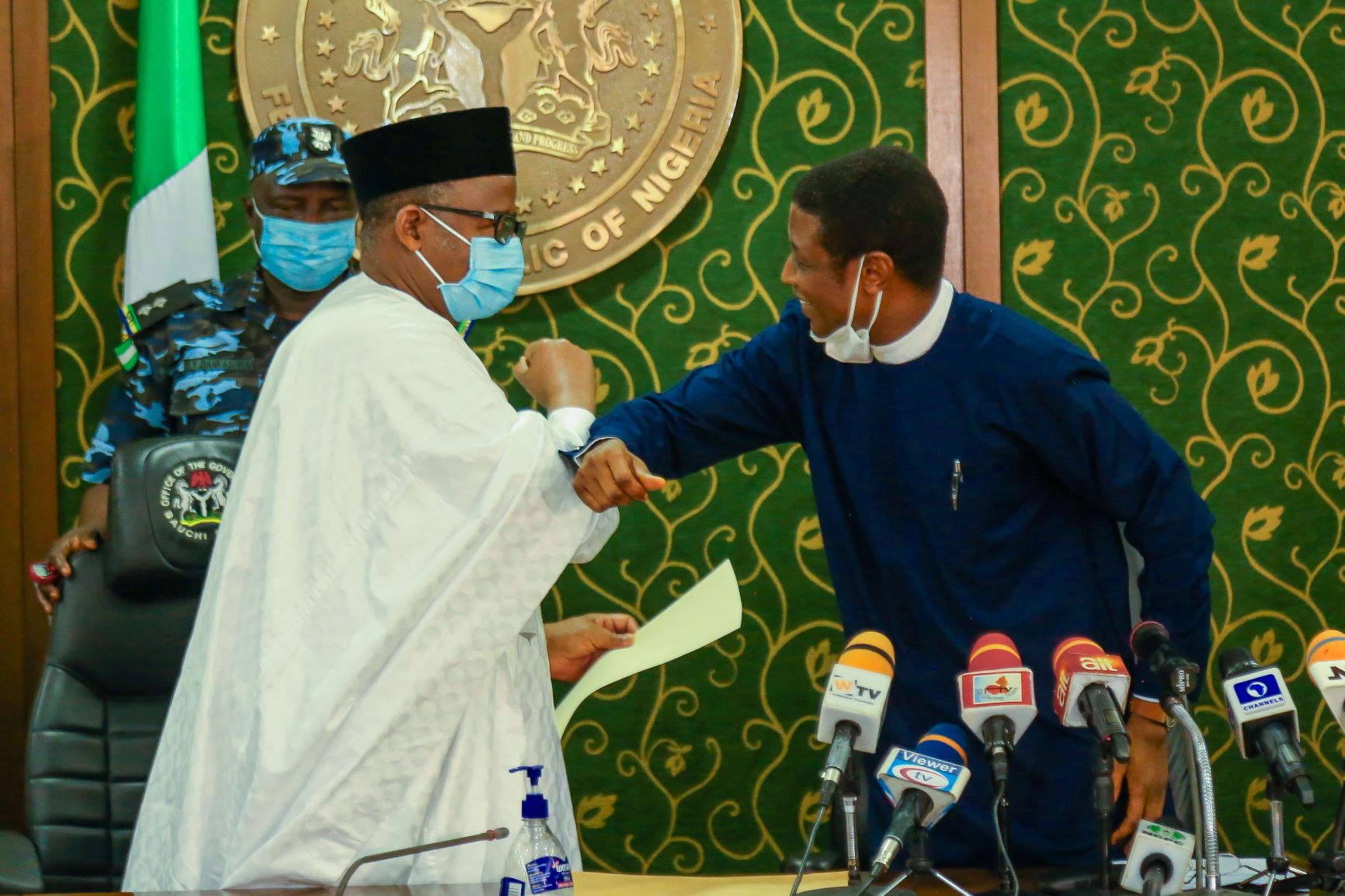 4-SENSITIZATION-VISIT-TO-GOVERNOR-OF-BAUCHI-James-Bamidele-4434