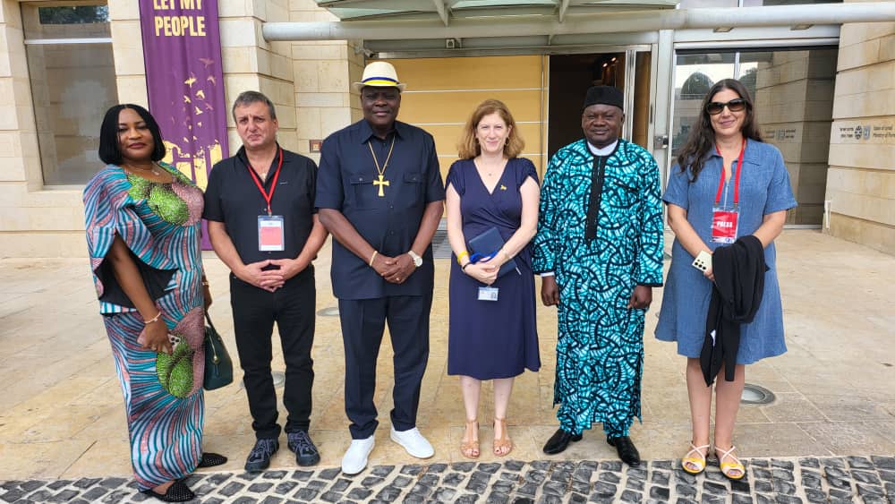 240884f1-3b9d-44b9-be8b-aa81712f5620